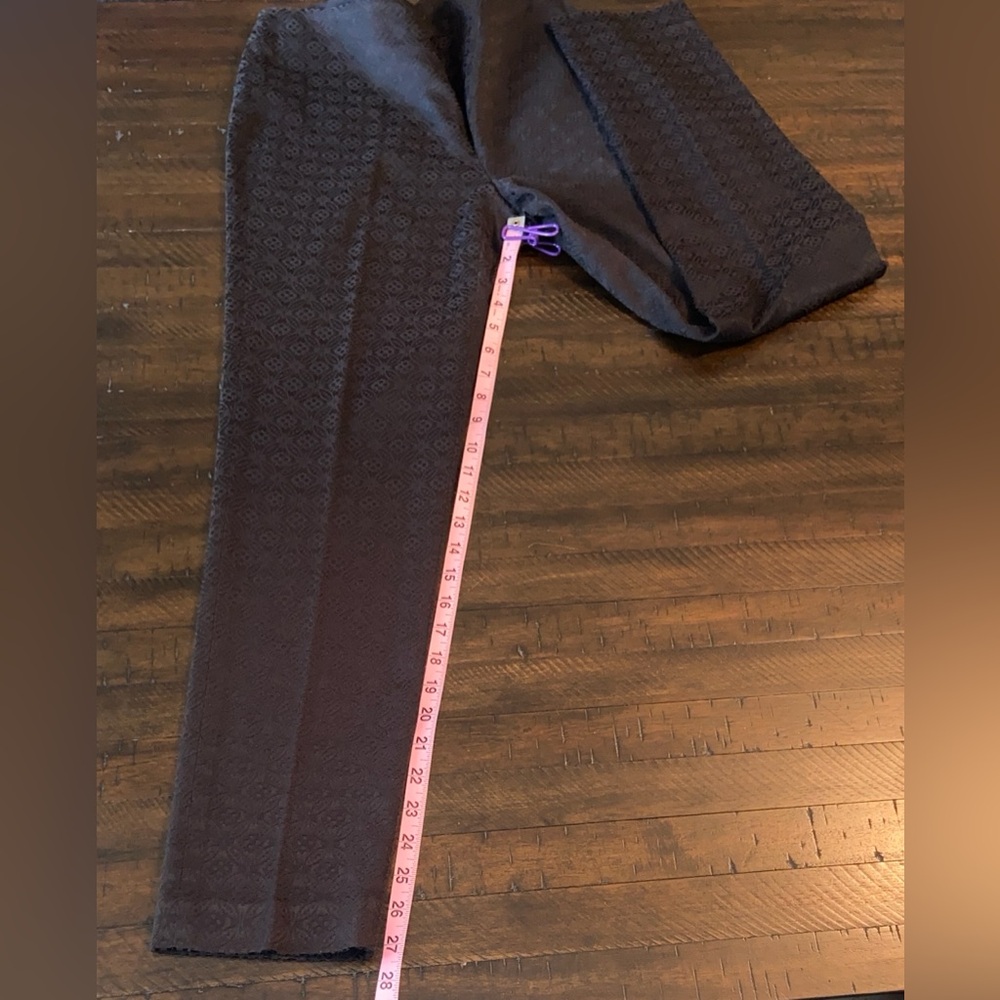 2/$15 Sale* Vince Camuto Black Textured Pants. Size 2 - Picture 8 of 14